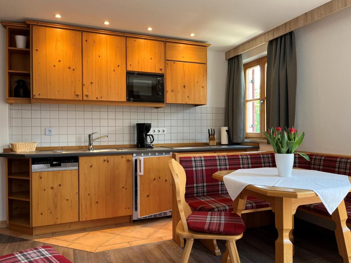 Ferienwohnungen Beim Hausbacher Reit im Winkl Eksteriør billede
